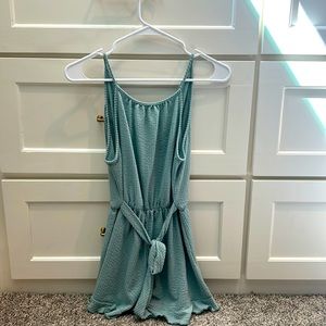 Romper teal color very comfy and cute wore it for Easter!